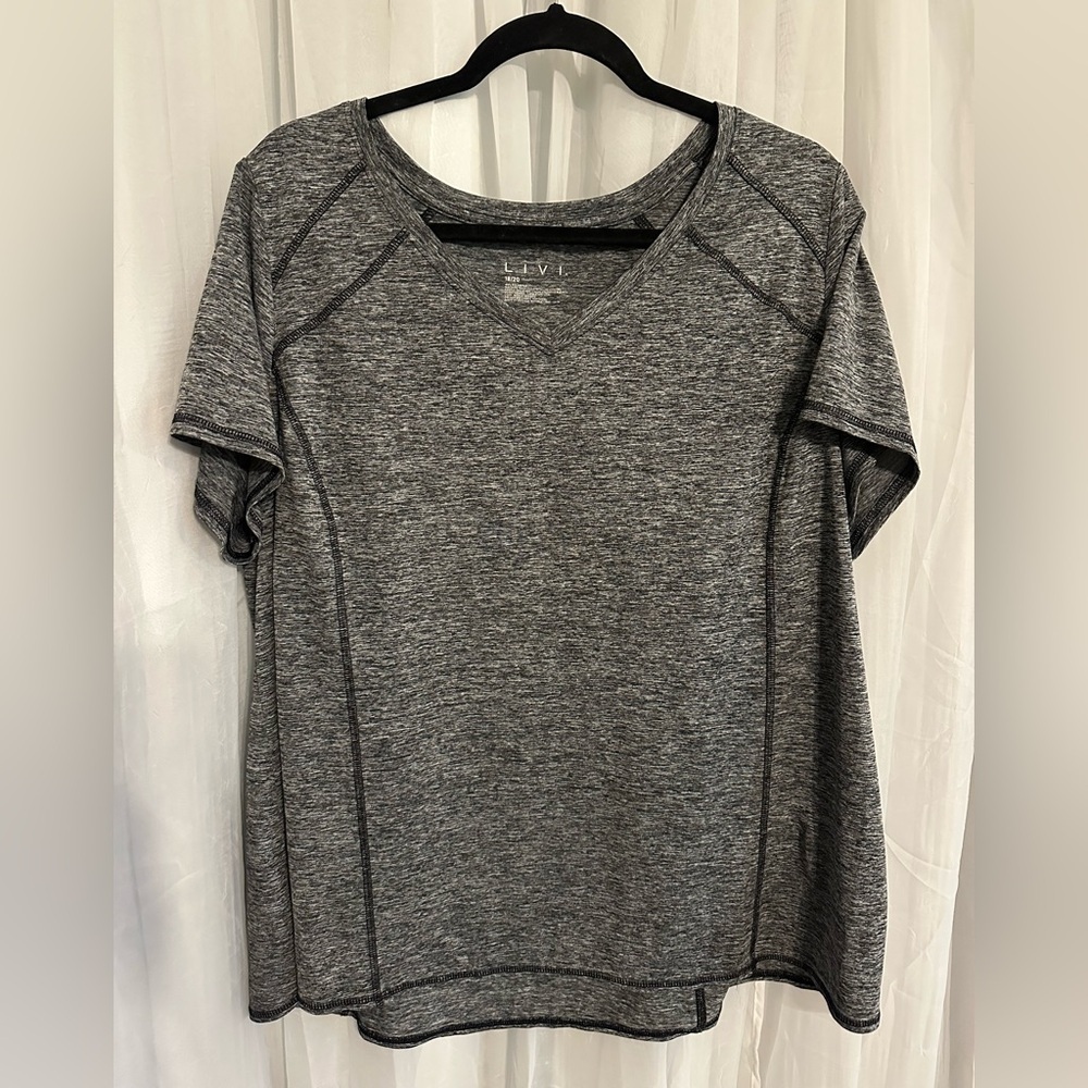 Livi’s Women's Gray Performance Crew Neck Dri Fit Top